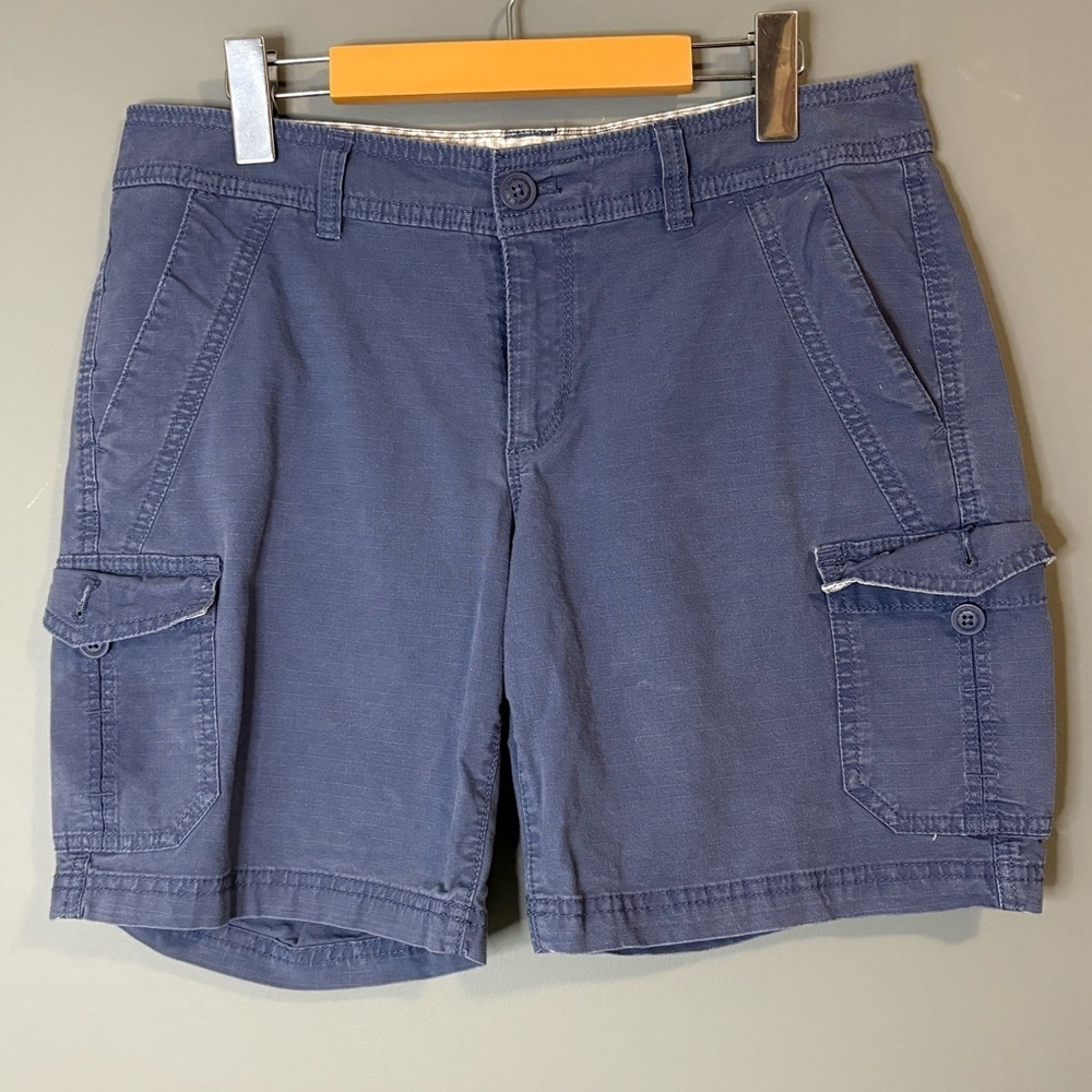 Eddie Bauer size 6 Blue Cargo/Utility Shorts, 98% Cotton, hiking outdoor